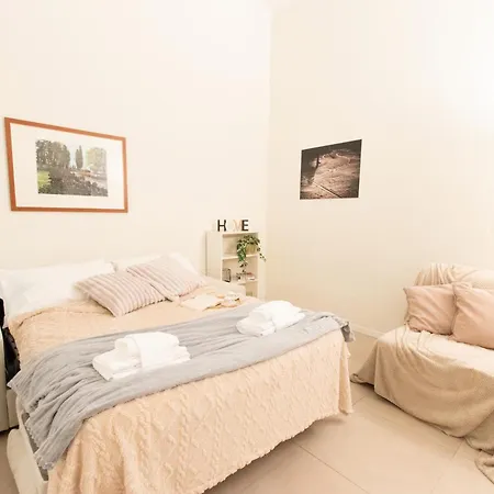Luxury Near Duomo Italia 38 Apartment *