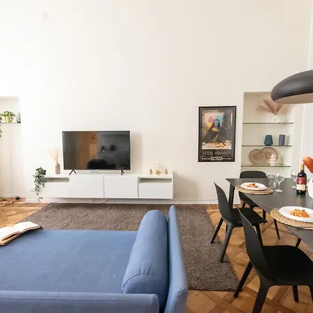 Apartment Luxury Near Duomo Italia 38 *