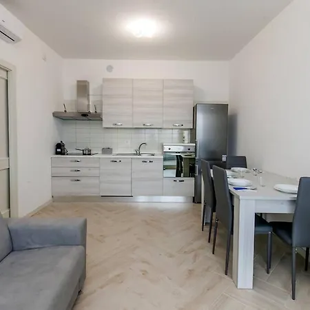 12th Floor Diamond Tower - 72 Μιλάνο