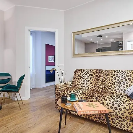Moderno Bilocale Chic 8 Min Dal Duomo Апартаменты