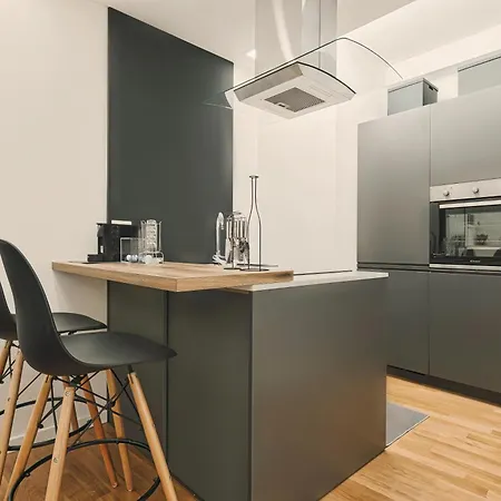 Joivy Cosy Flat In Cinque Giornate Square