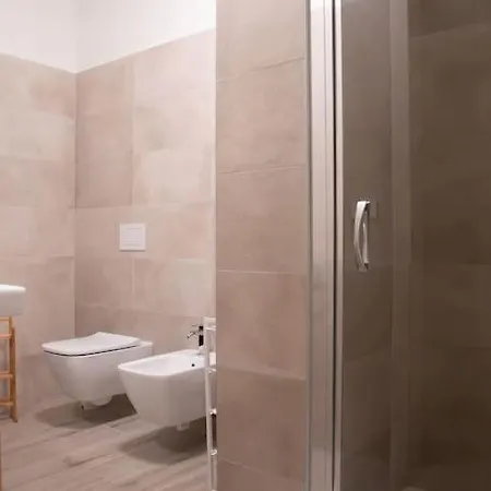 Luxury With Garden - Ixihome דירה מילאנו