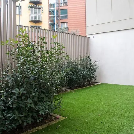 Cozy With Garden - Ixihome Lägenhet