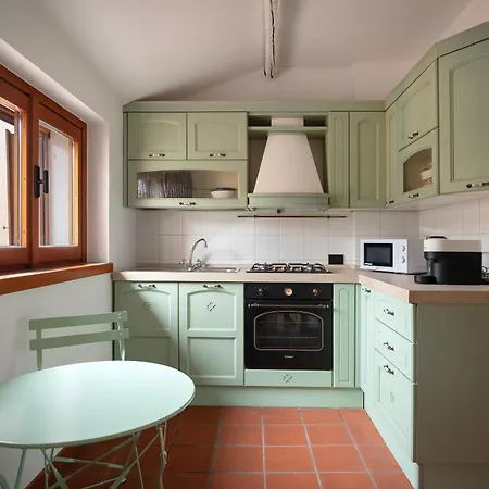 Santa Tecla Living Varese 14 Milán