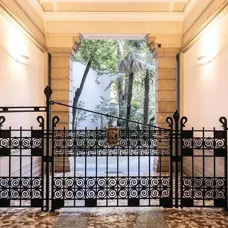 Duomo Di Milanola Casa Degli Artisti 5* Apartment *