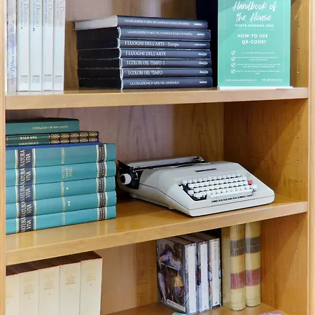 Apartment Duomo Di Milanola Casa Degli Artisti 5* *