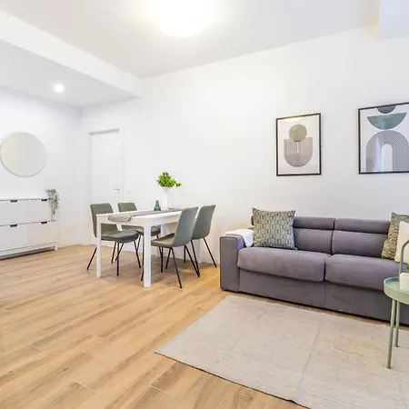 Apartamento Cr-home - Di 55mq Con Arredi Di Design *