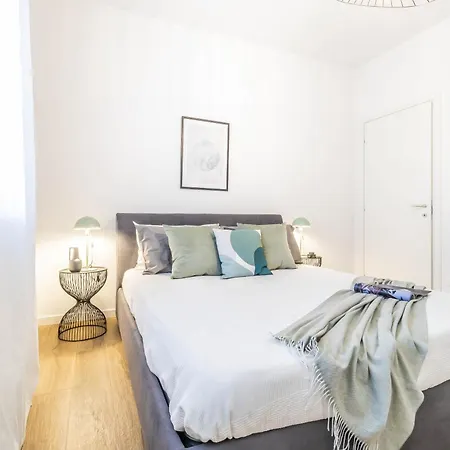 Cr-home - Di 55mq Con Arredi Di Design Milán