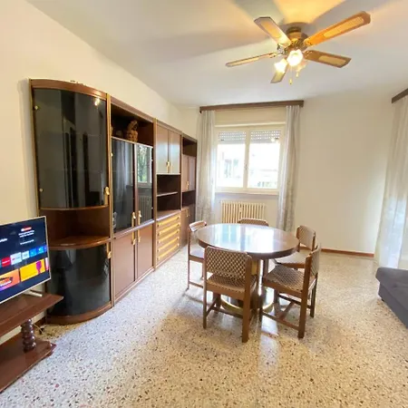 Bisceglie House Rho Fiera Apartament *