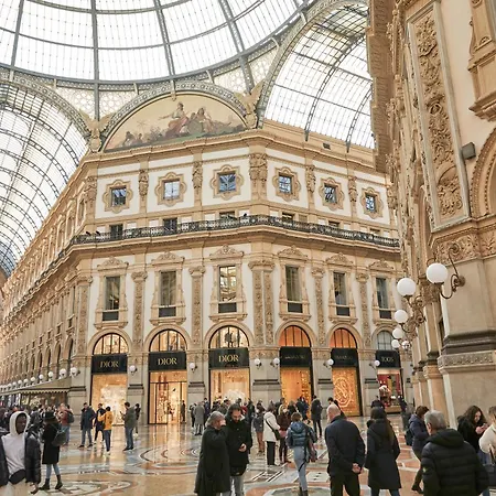 Superhouse Piazza Duomo Area Milan