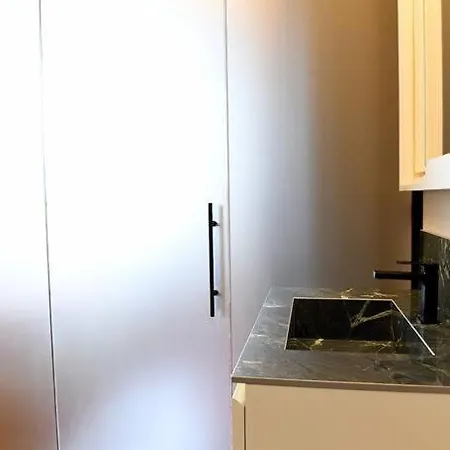 3 Minutes' Walk From The Duomo Cathedral Apartment *