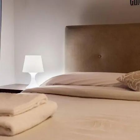 Apartment Feeling Gae Aulenti *