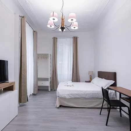 Elegante Quadrilocale Liberty In Zona Risorgimento דירה