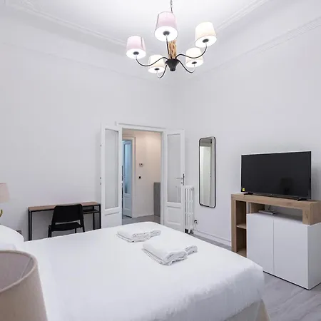 Elegante Quadrilocale Liberty In Zona Risorgimento Appartement