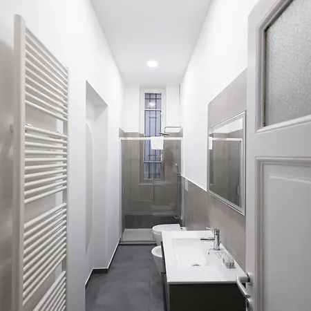 Elegante Quadrilocale Liberty In Zona Risorgimento