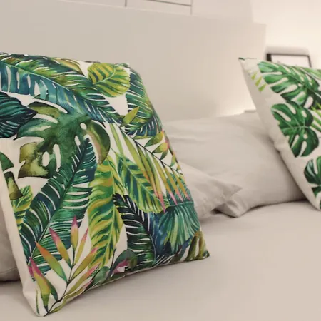 La Corte Dei Creativi Comodo E *