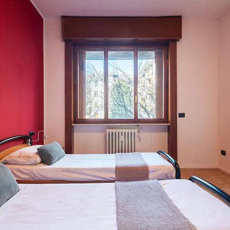 Apartment Frassini Flexyrent Apt. Aircon Milan