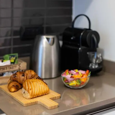 Comfort With Fast Wifi And Free Netflix