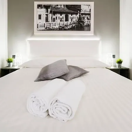 Keys Of Italy - Pantano 8 / New Apt. / Mm Missori Apartmán *