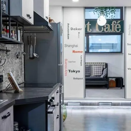 Apartment Art Cafe Tulipani