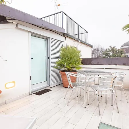 Monte Napoleone Split-level Terrace - Collection Apartment