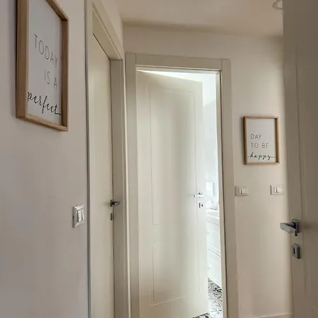 Centro Corso Apartment *