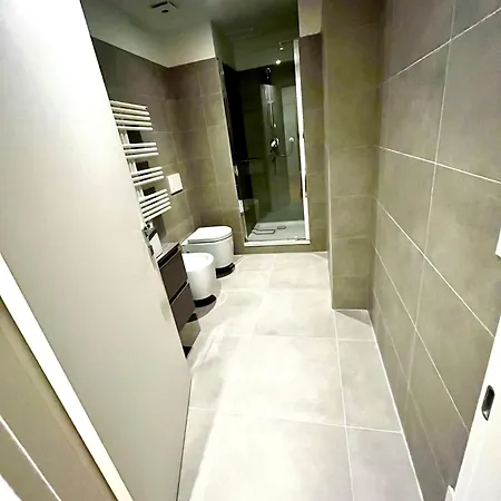 Luxury, Sempione Milano