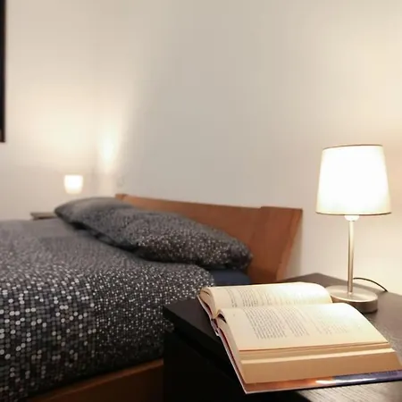 Moderno Ed Elegante Loft In Zona Navigli Apartamento *