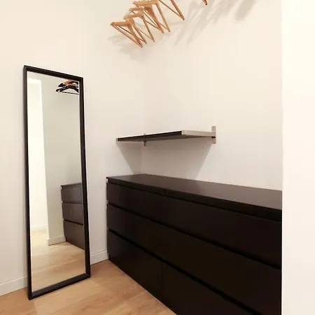 Apartamento Moderno Ed Elegante Loft In Zona Navigli