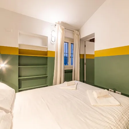 Apartment Brera - Garibaldi Charme Milan