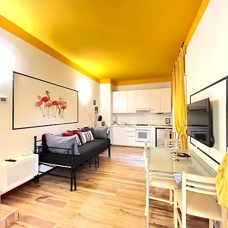 Duomo And Downtown Apartment Milan