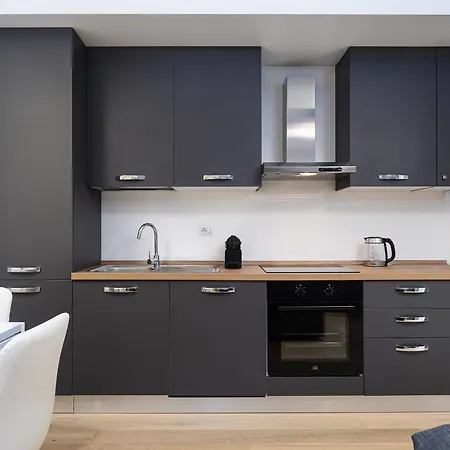 Apartament Classbnb - 2 Bilocali Di Design In Zona Porta Garibaldi