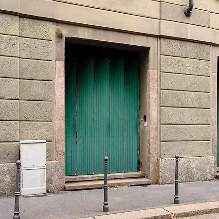 Apartament Classbnb - 2 Bilocali Di Design In Zona Porta Garibaldi