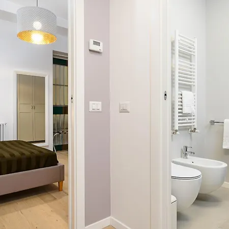 Apartament Classbnb - 2 Bilocali Di Design In Zona Porta Garibaldi