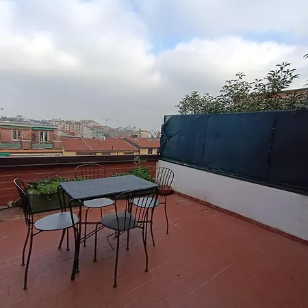 Bella Vista Apartment *