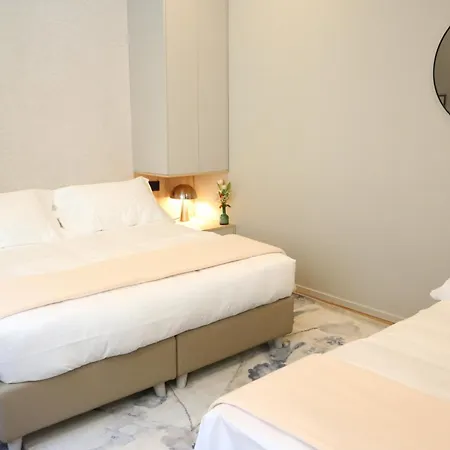 Meyland Centro Apartament *