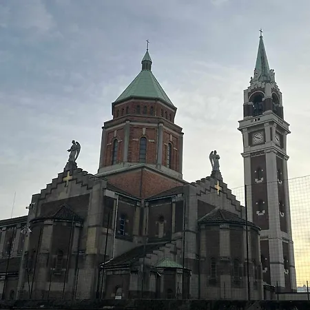 Casa Bullona Bilocale Tranquillo Ottima Posizione Milão