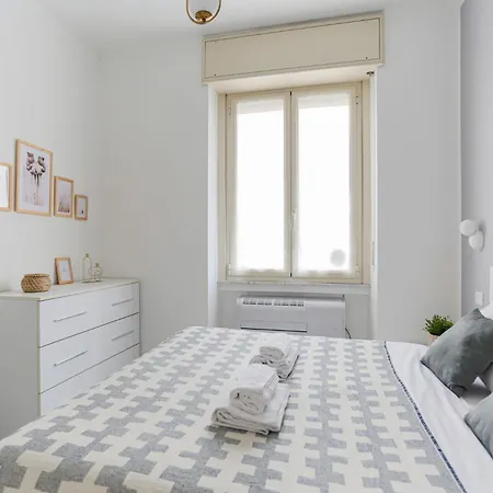 The Best Rent - Bright Two-bedroom In Central Station Area