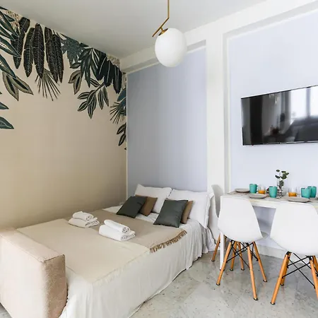 The Best Rent - Bright Two-bedroom In Central Station Area Apartmanhotel 3*