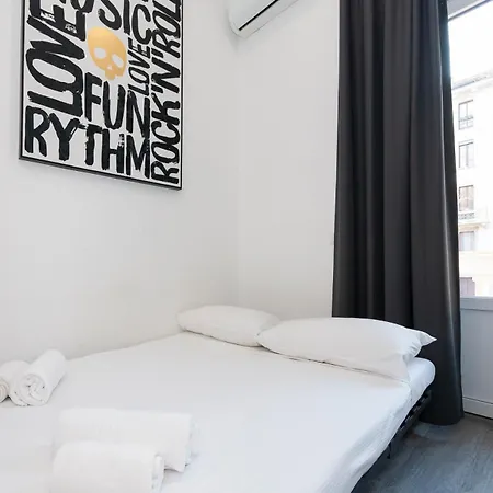Apartment Ihost - Lomellina 14a Milan