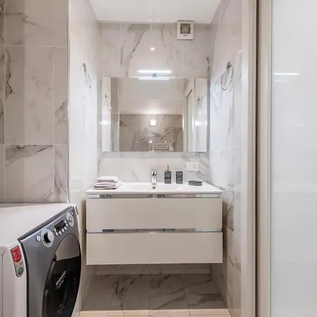 Charming Loft In Isola Apartament