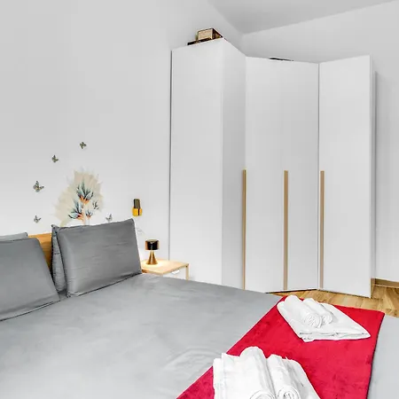 Apartamento Ellebnb - Wifi, Netflix E Metro M2 A 100 Metri