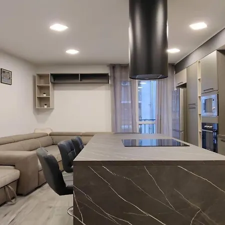 De Angeli District Apartmán *