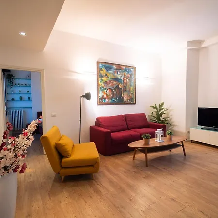 The Lantern Flat - Darsena Area Apartment Milan