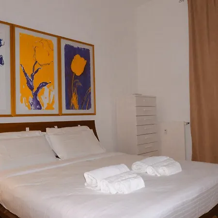 Duomo 10min - Eleganza Urbana Casa Esclusiva Apartment