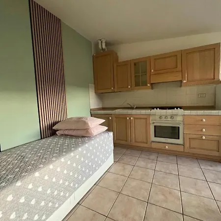 Rose Apartment *