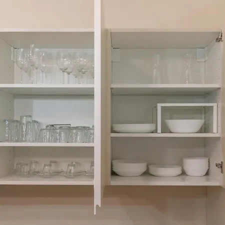 We - Babila Boutique - * Milaan