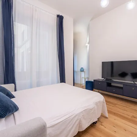 We - Babila Boutique -