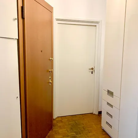 Lovely Private * Milano