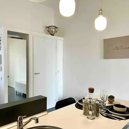 Stadium ~ For Rent * Μιλάνο